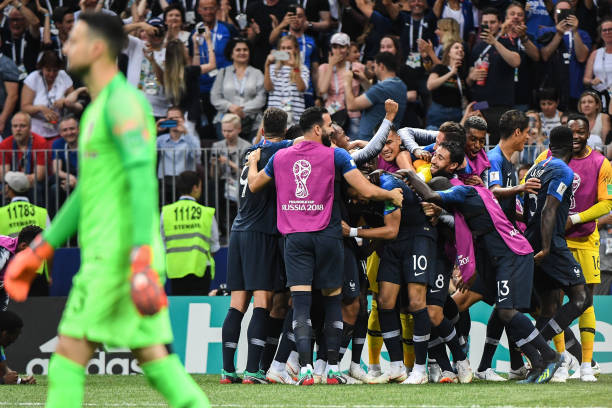 通向荣耀的 通向荣耀的