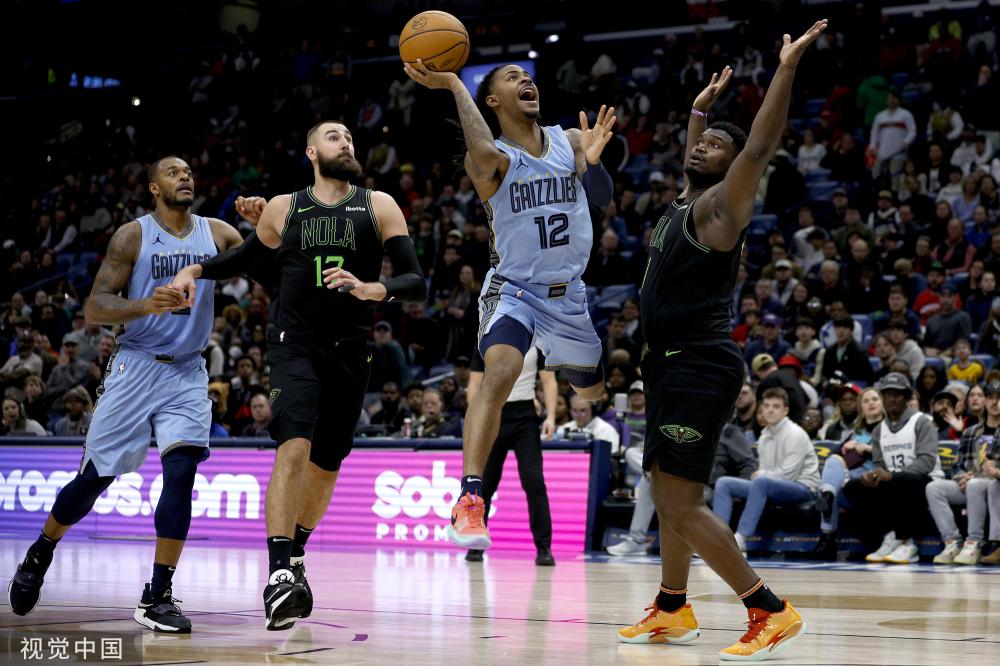 一脚远射直 一脚远射直